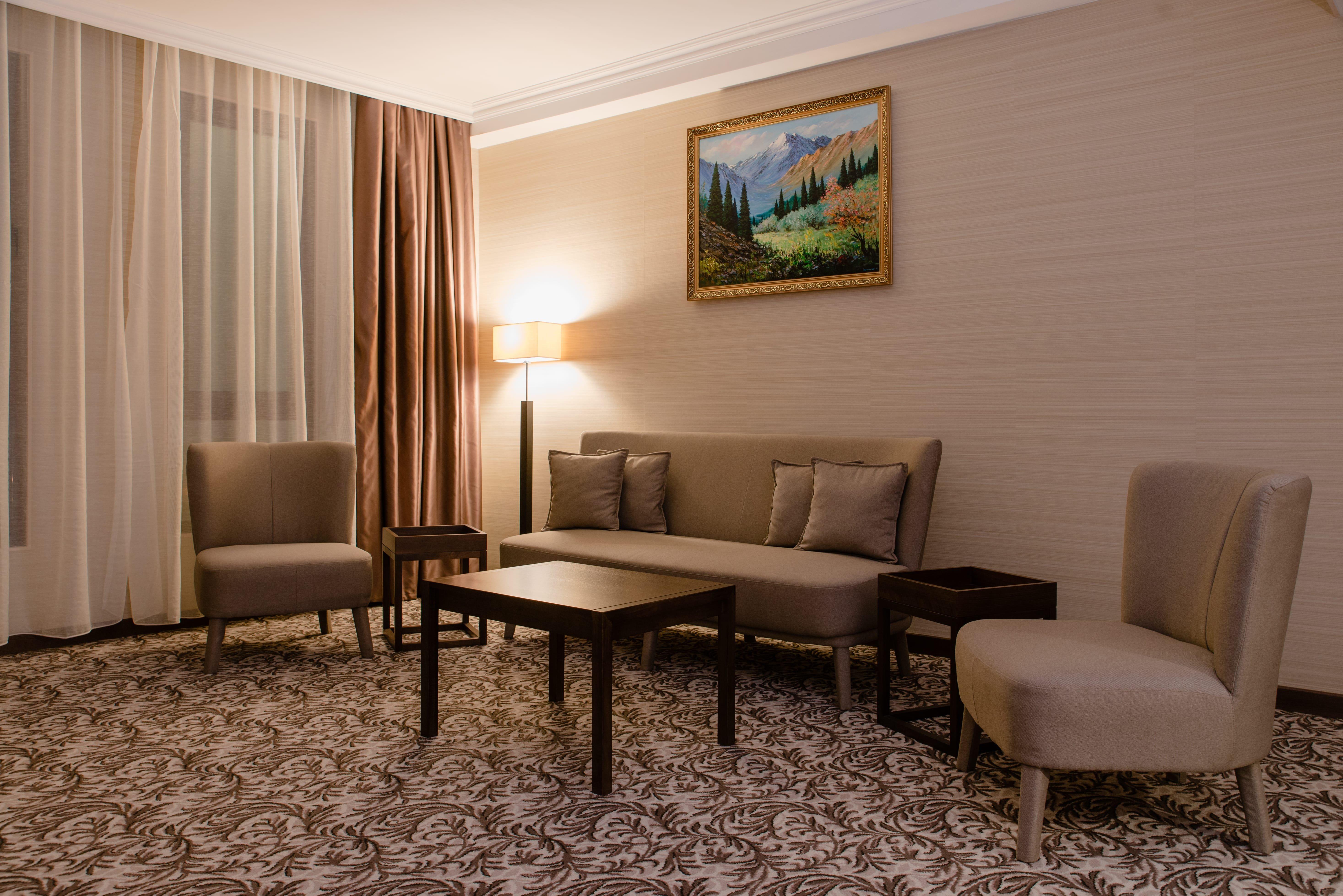 Holiday Inn Aktau By Ihg Aktau (Mangystau) Exterior foto