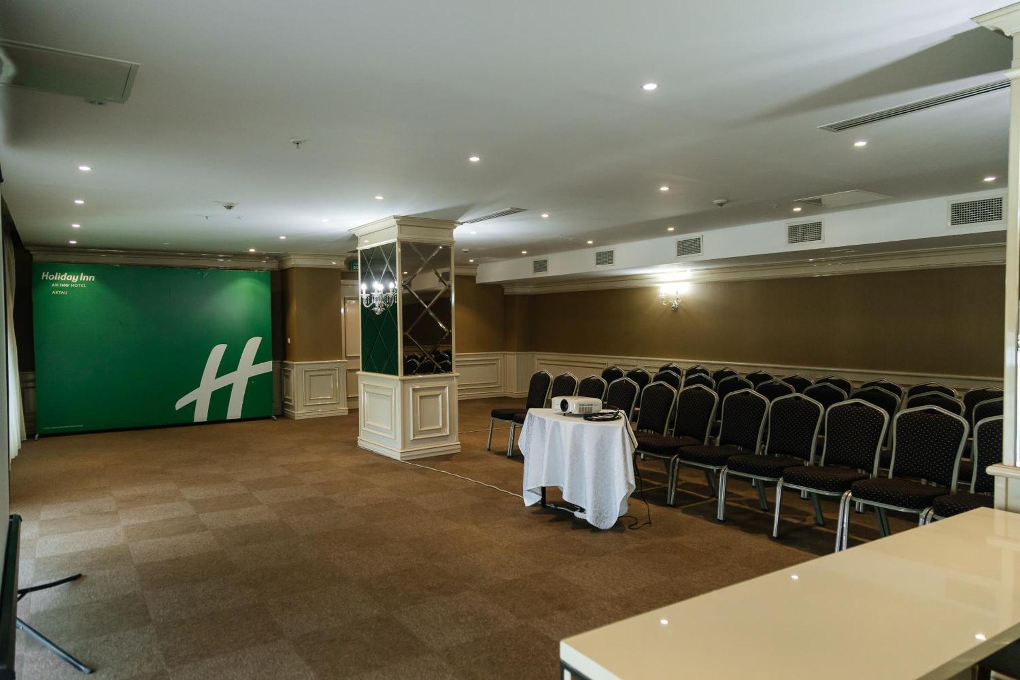 Holiday Inn Aktau By Ihg Aktau (Mangystau) Exterior foto